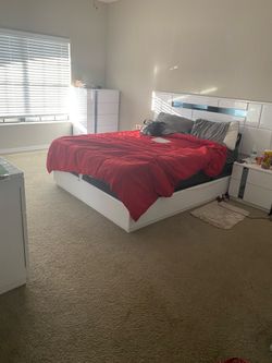 Bedroom Set w/Adjustable Bed