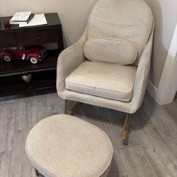 Rocking Nursing Chair