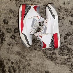 JORDAN FIRE RED 3s Size 9.5