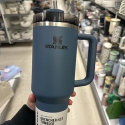 Stanley 40oz Navy Blue