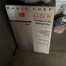 Magic Chef Compact 