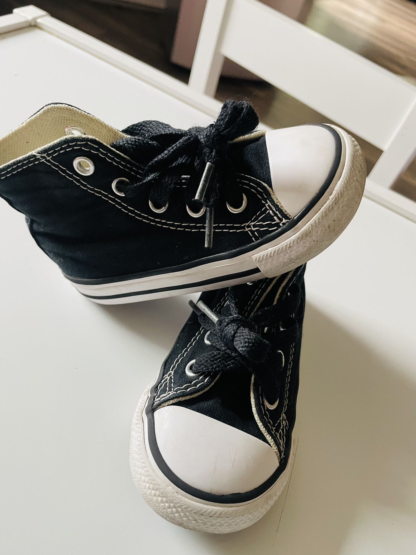 Converse Size 6c