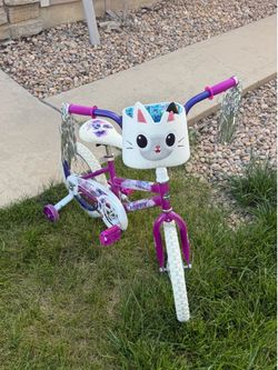 Girls bike