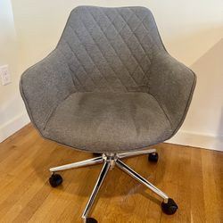 Rolling Chair $20