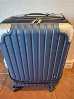 Level 8 Grace Luggage Carry On Size Level8