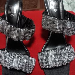 Juicy Couture Black and Silver Heels 