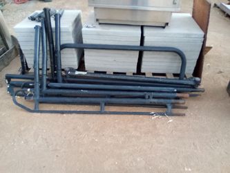 2" bolt together rack that fits full size short bed trucks