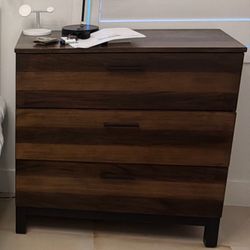Dresser and Nightstand 