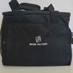 Swiss military insulated 24 can shoulder cooler
