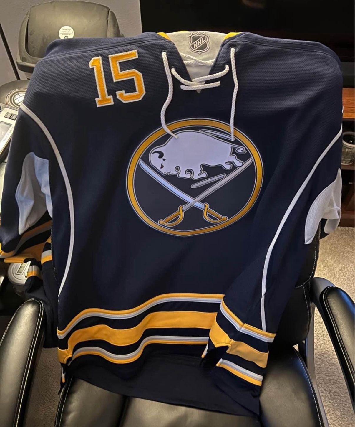 Buffalo Sabres #15 Jack Eichel Jersey XL Reebox