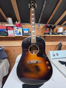 EPIPHONE EJ-160E  Acoustic  Guitar John Lennon