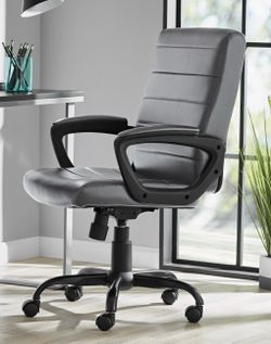 New Assembled Office Chair