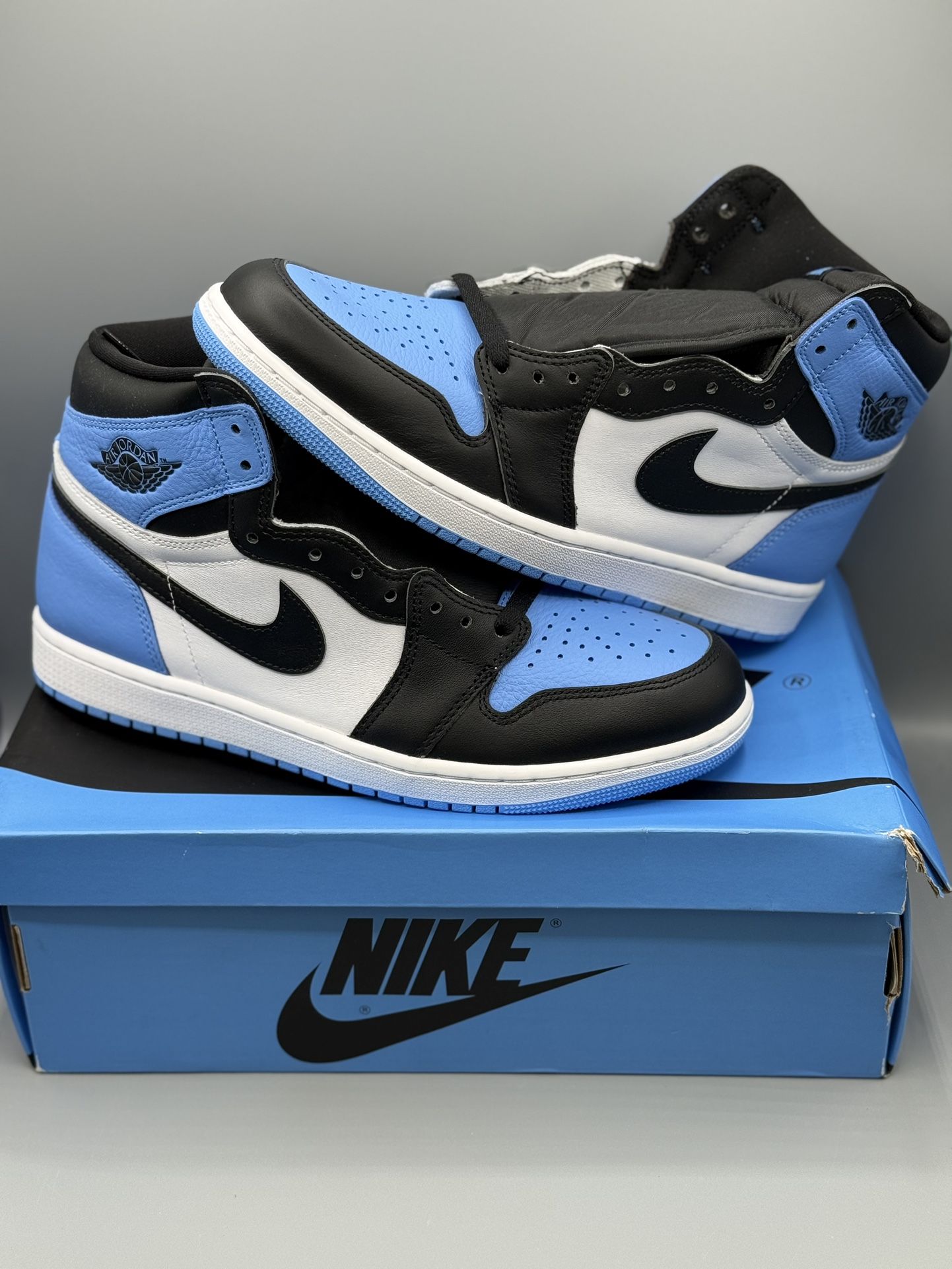 Jordan 1 UNC Toe Size 10.5