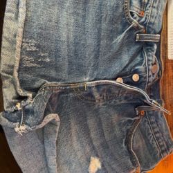 women’s size 29 Levi Strauss jean shorts ;; $20 in 33312