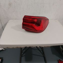 2019 BMW X2 RIGHT TAILLIGHT 