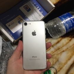 iPhone 7 Unlocked Unlimited Service If Needed 