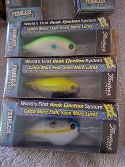New fishing 🎣 Lures $6, EACH.