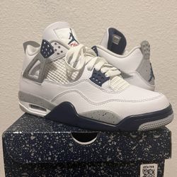 Jordan 4 Midnight Navy Size 9