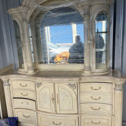 Luxury Aico Furniture 