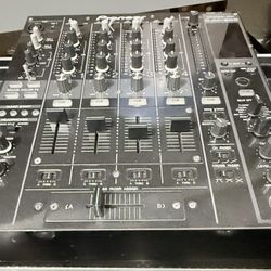 Pioneer DJM-800 Professional Mixer