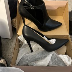 8 And 8.5 Stunning Brand New Heels