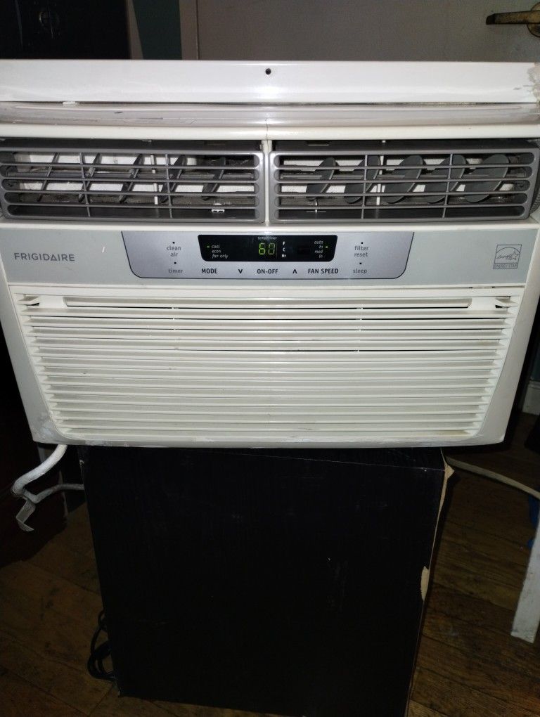 6000 BTU AIR CONDITIONER