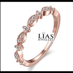 New 18k Rose Gold Wedding Ring 