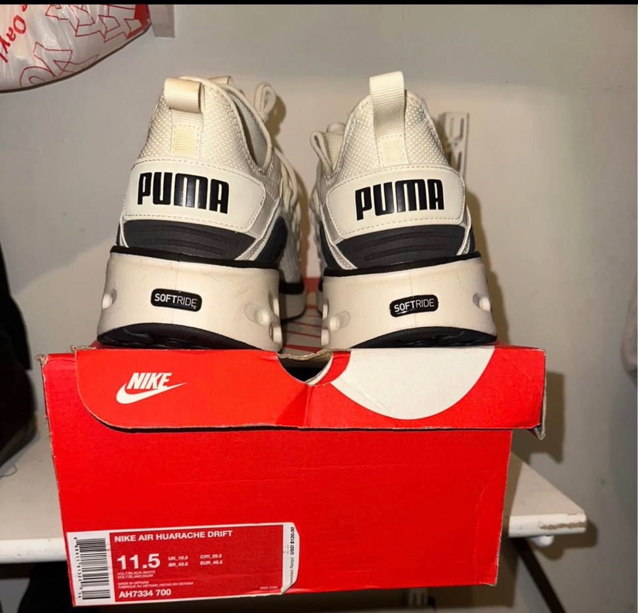 Pumas shoes new $85