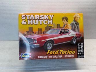 Revell Starsky & Hutch 1976 Ford Torino Gran Torino 1:25 Model Sealed 85-4028