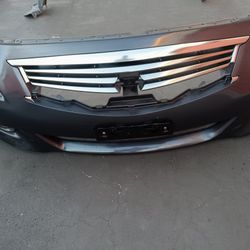 2008-2013 Infiniti G37 Sedan Front Bumper With Fog Lights And Accessories Oem. 