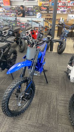 Throne strike shadow 500/60 (49MPH/40miles battery) 240 lbs blue