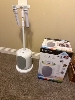 Singing Machine double karaoke machine used once!