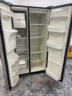 Working Frigidaire Refrigerator – Must Go ASAP!!!