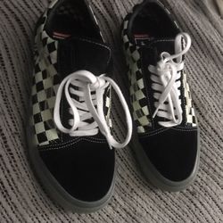 Lnew Vans Pop Kush Glow In The Dark Sneakers Size 8 1/2 Only $60