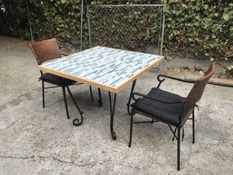 Nice table and chairs. For Kitchen or Inside