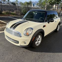 2012 Mini Cooper 