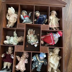 Yolonda Bello Porcelain Doll Complete Set