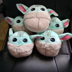 Baby Yoda Plushy 