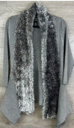 Lauren Michelle Sweater