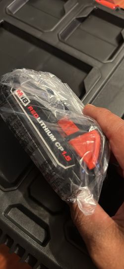 Milwaukee Battery M18 1.5 New 
