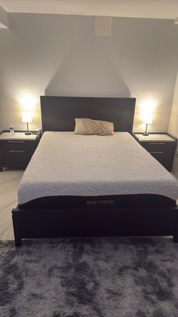 Bedroom set