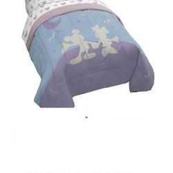 Mickey And Minnie Twin Comforter Set