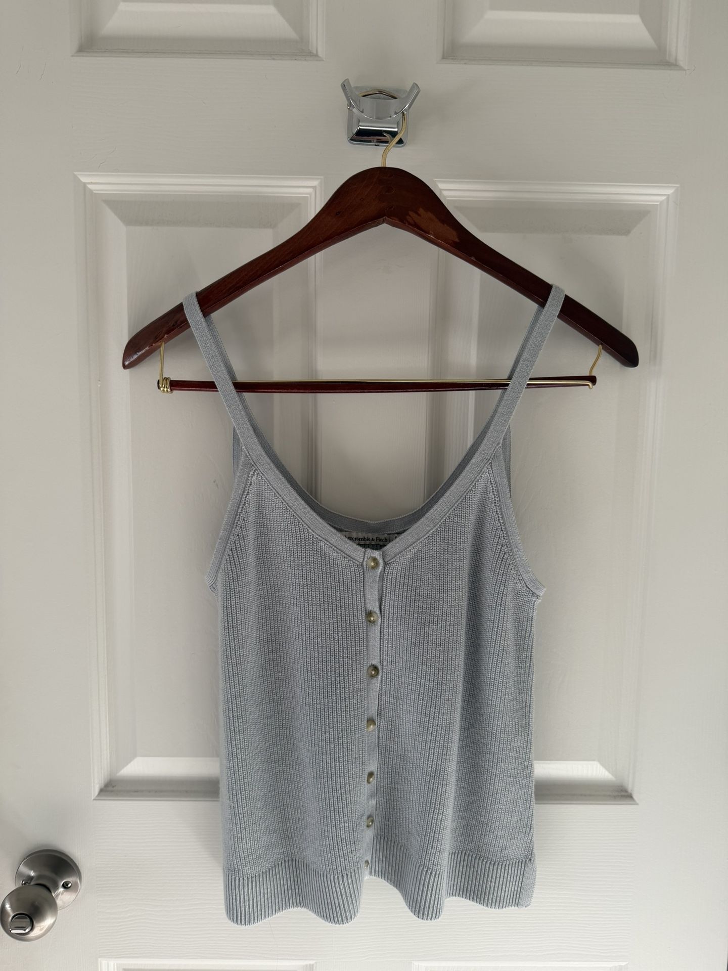 Abercrombie & Fitch Light Gray Button-Front Tank Top WITH TAGS