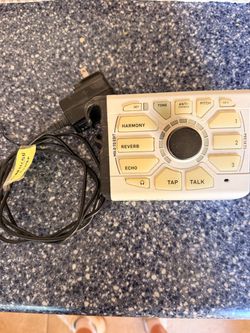 TC Helicon PERFORM-VK Vocal Processor (Keyboard Controlled) - with Power Supply