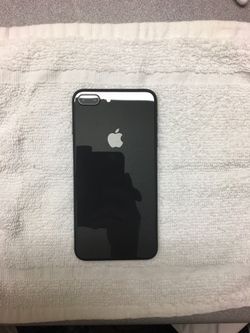 iPhone 8 plus brand NEW, has small scratch