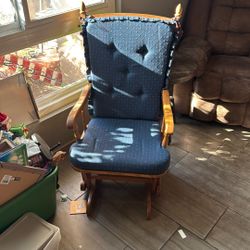 Rocking Chair 