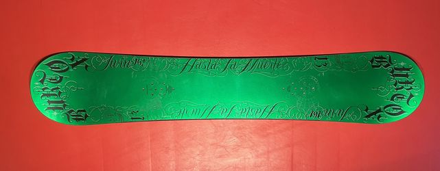 Burton Hasta La Muerte snowboard 161CM. BURTON Twin