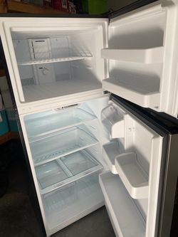 Stainless fridge $180 works good , can deliver