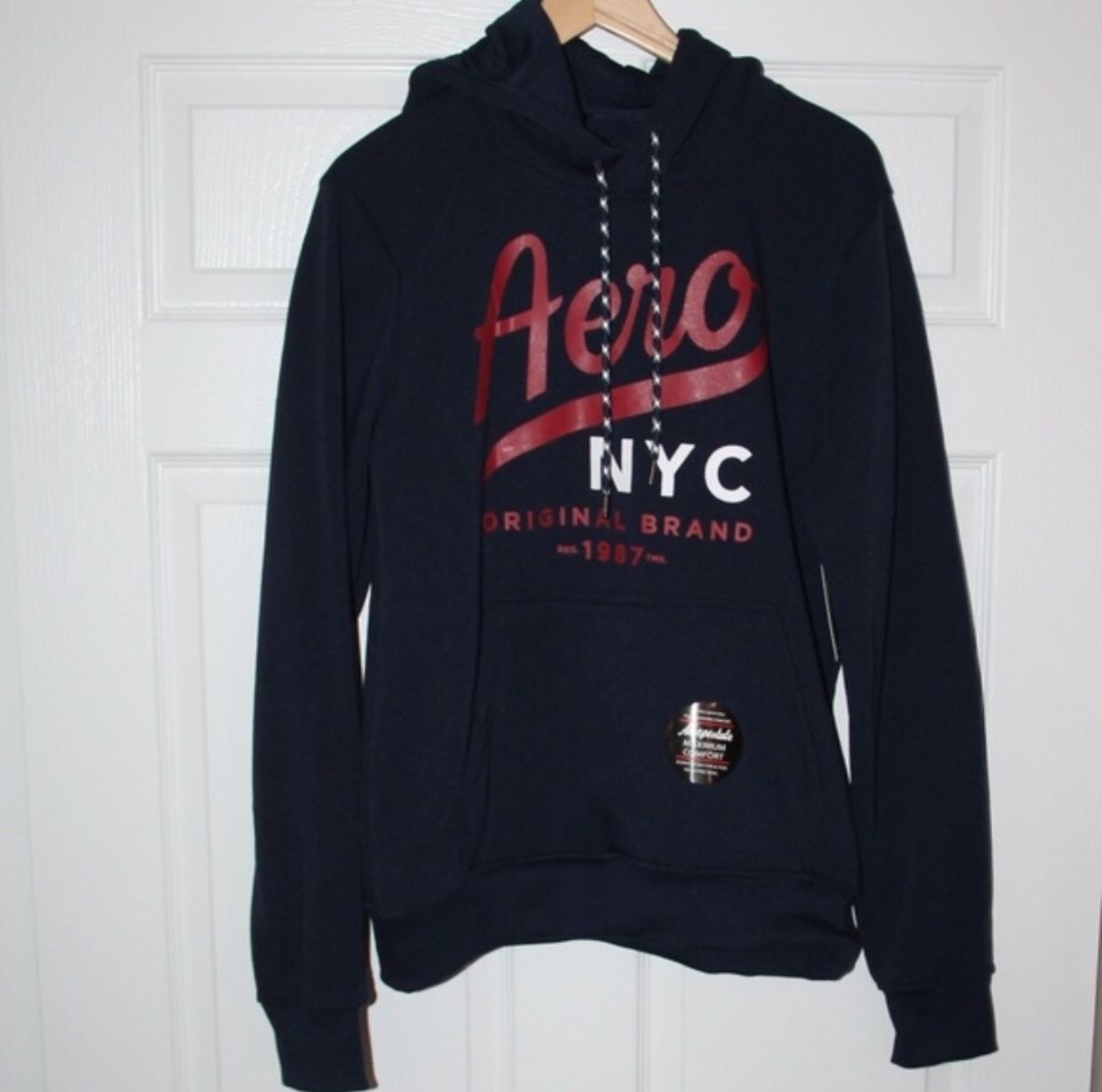 New Men AERO NEW YORK GRAPHIC NAVY HOODIE SIZE M