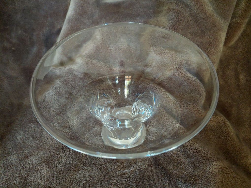 Handblown Stuben Bouquet Vase Designed By George Thompson Originally Created In 1949/1950